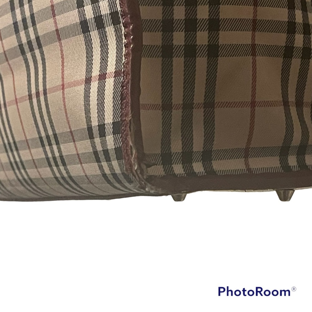 Authentic Burberry Nova Check Tote - Picture 3 of 10